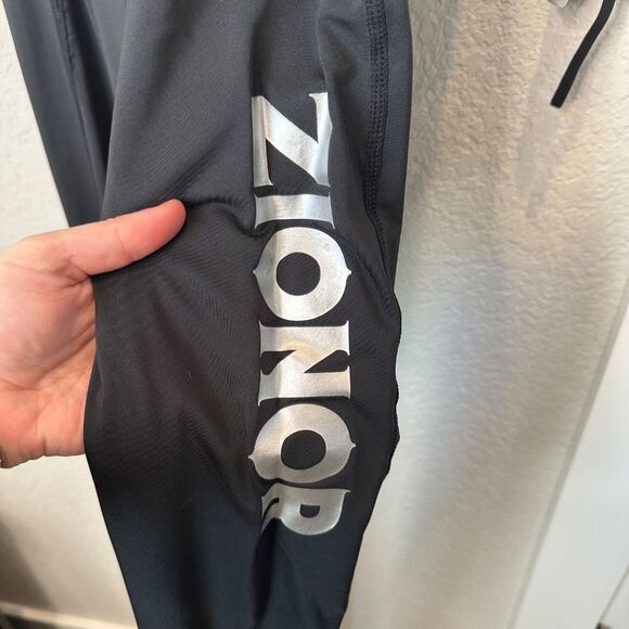 Zionor Black Grey One Piece All Sport Rash Guard - Size XXL - EUC - Picture 3 of 6